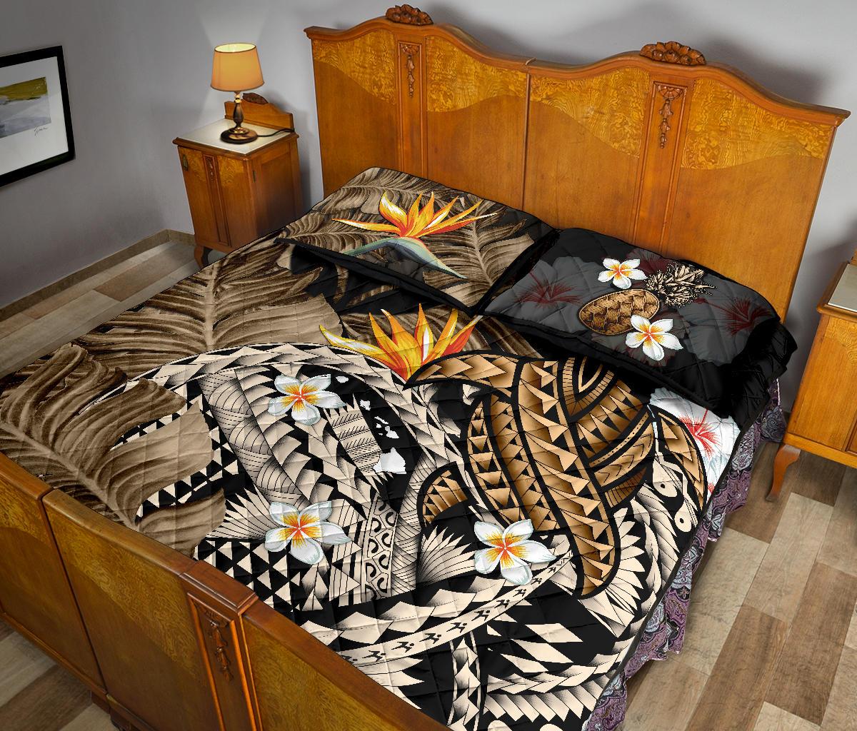 Kanaka Maoli (Hawaiian) Quilt Bed Set, Polynesian Pineapple Banana Leaves Turtle Tattoo Gold - Polynesian Pride