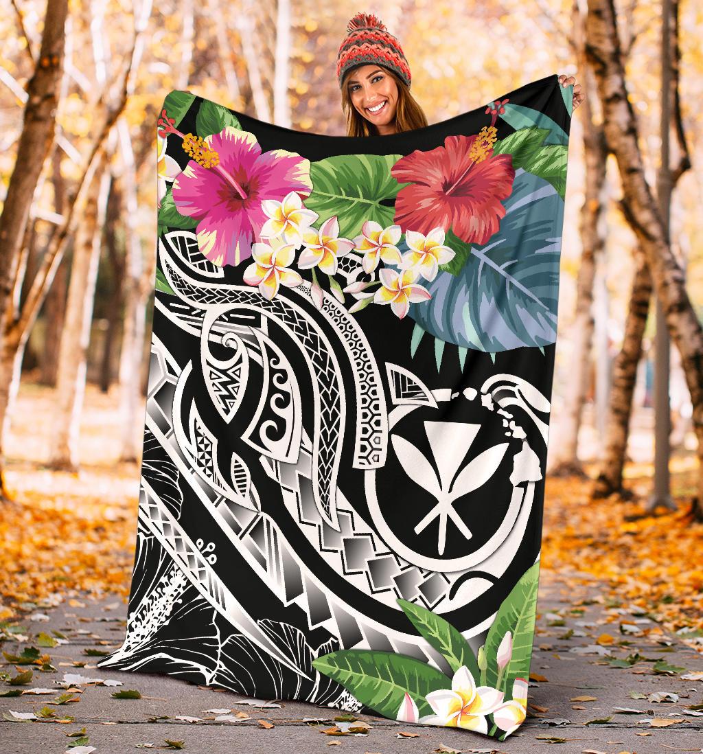 Polynesian Hawaii Kanaka Maoli Premium Blanket - Summer Plumeria (Black) - Polynesian Pride
