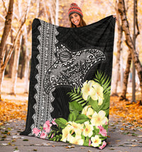 Hawaii Premium Blanket - Mantaray With Hibiscus Flowers - Polynesian Pride