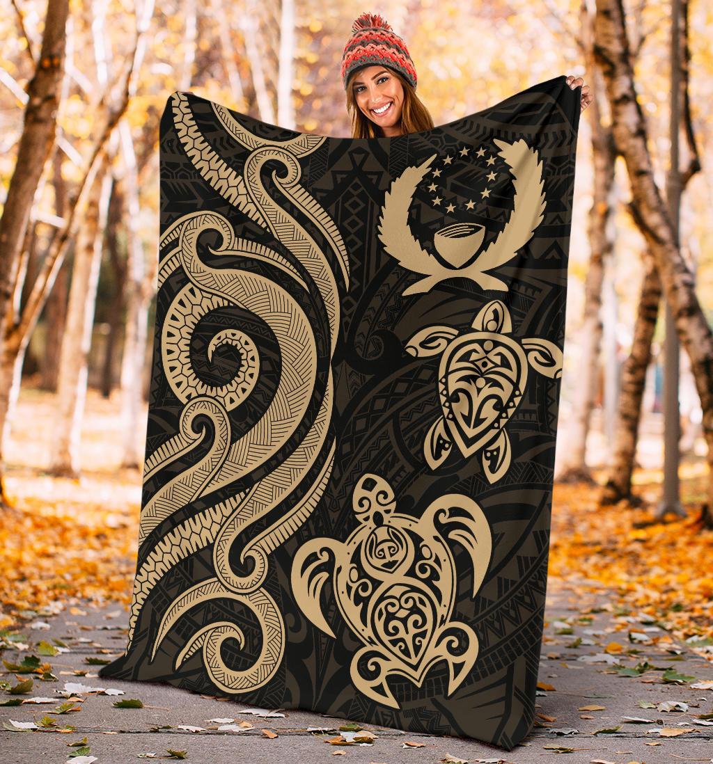 Pohnpei Micronesian Premium Blanket - Gold Tentacle Turtle - Polynesian Pride