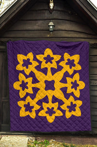 Hawaiian Premium Quilt Royal Pattern - Purple And Gold - A1 Style - Polynesian Pride
