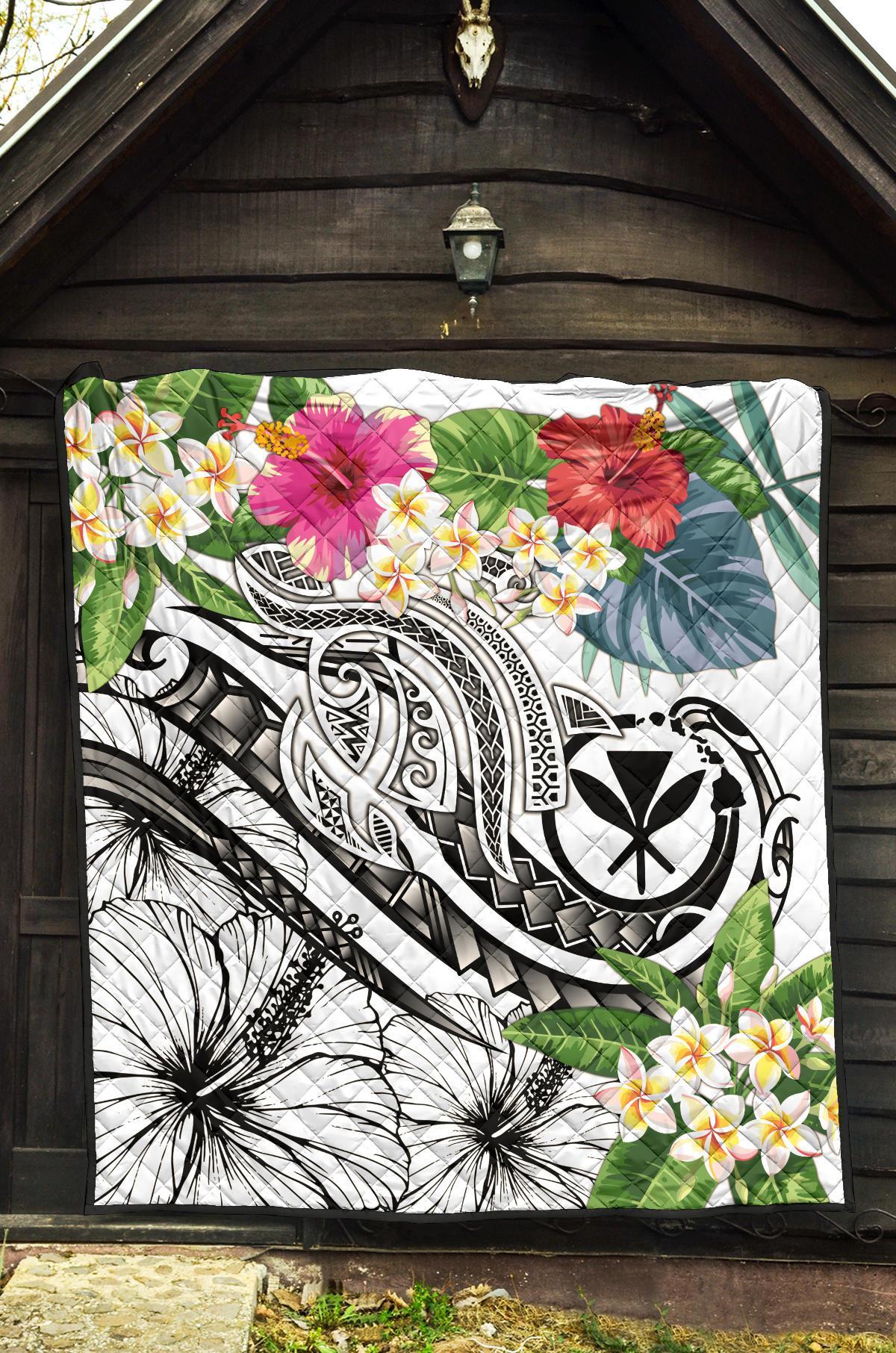 Polynesian Hawaii Kanaka Maoli Premium Quilt - Summer Plumeria (White) - Polynesian Pride