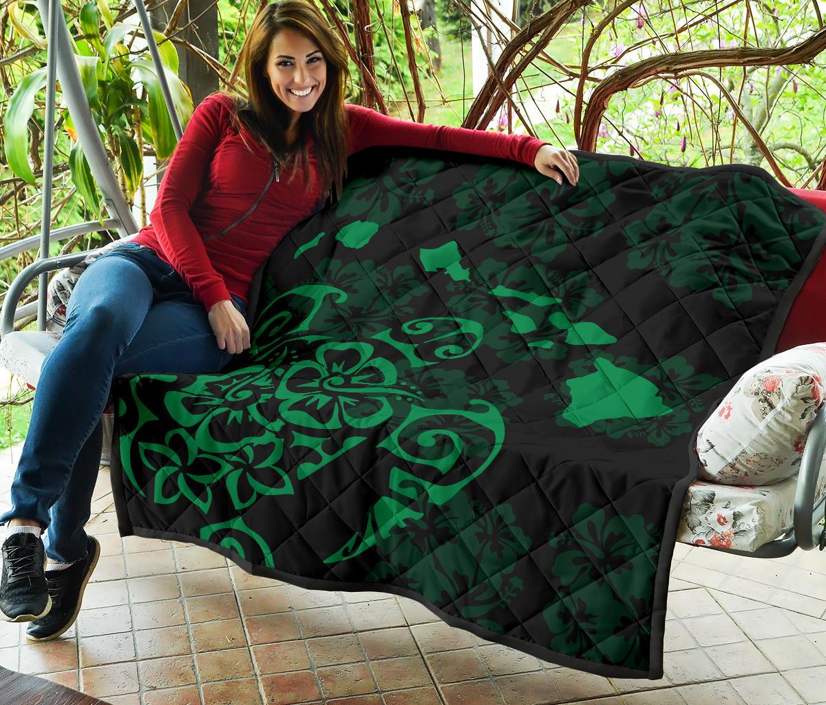 Turtle Hibiscus Map Green Premium Quilt - Polynesian Pride
