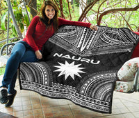 Nauru Premium Quilt - Nauru Flag Polynesian Chief Black Version - Polynesian Pride
