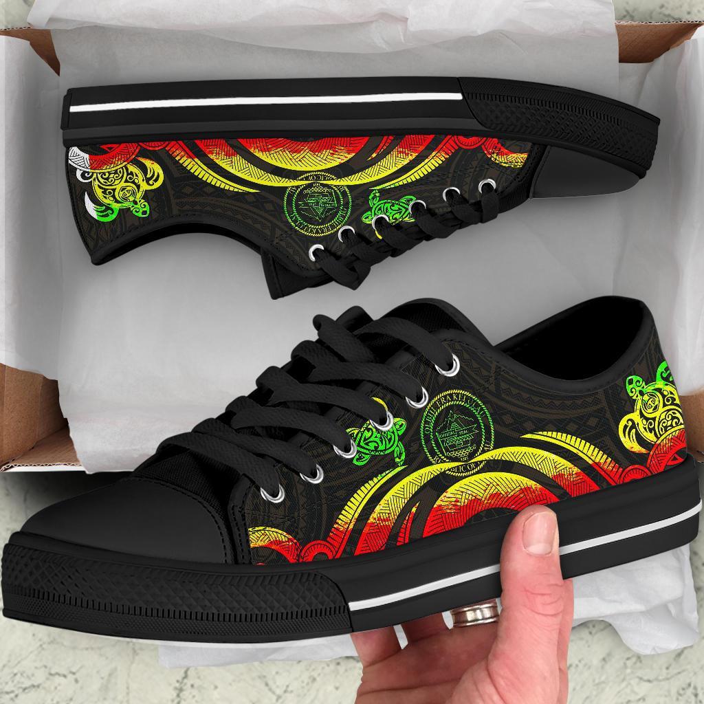 Palau Low Top Canvas Shoes - Reggae Tentacle Turtle - Polynesian Pride
