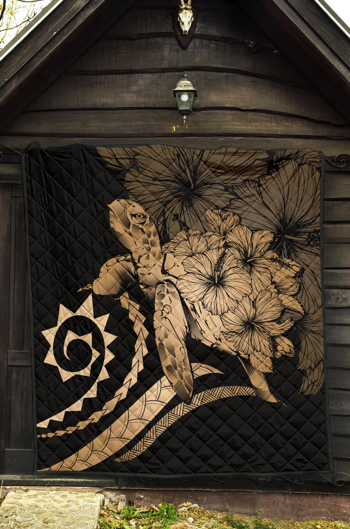 Hawaii Turtle Hibiscus Polynesian Vintage Premium Quilt - Gold - Polynesian Pride