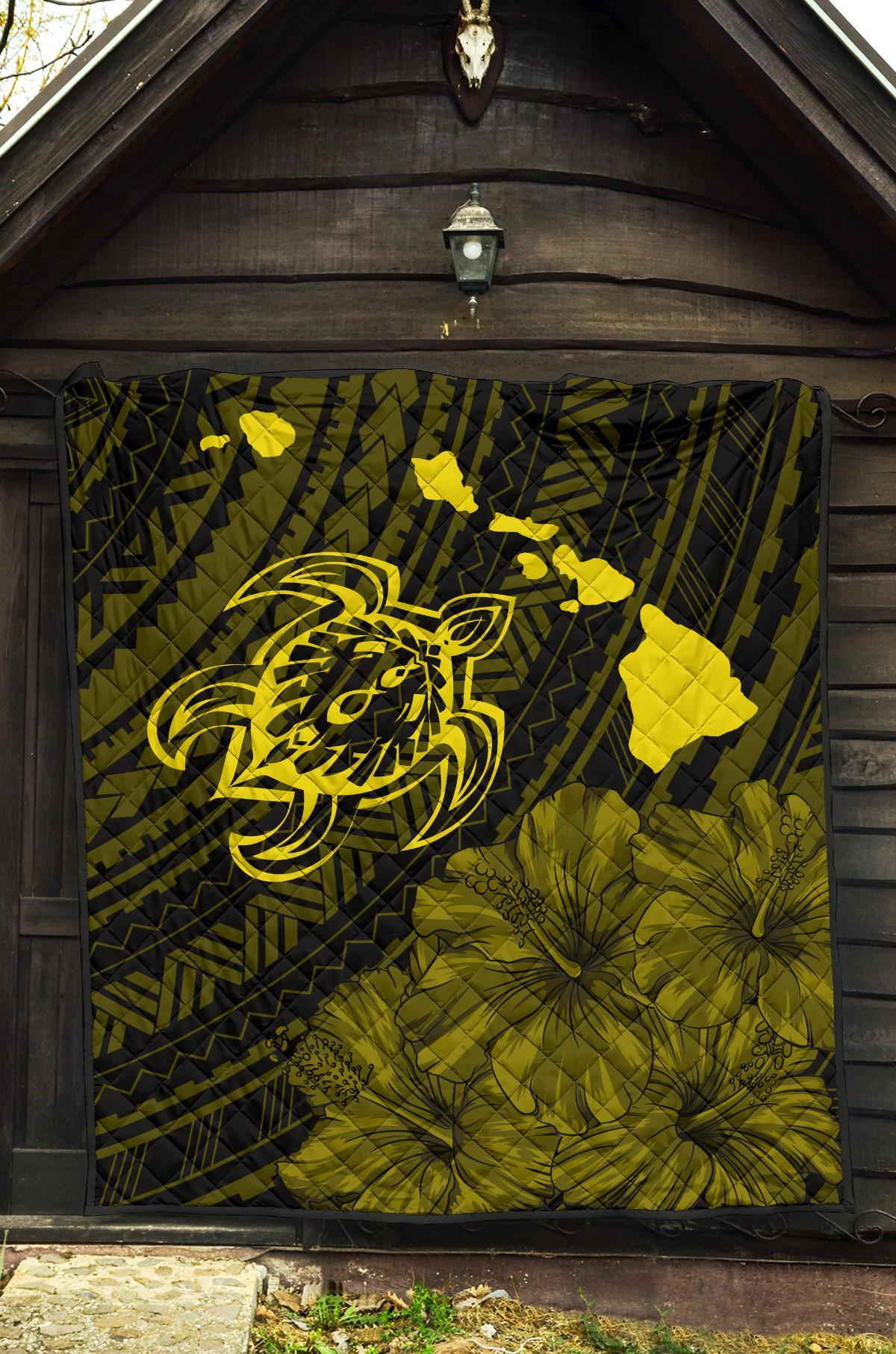 Hawaii Sea Turtle Is Swimming Toward Premium Quilt Yellow - Polynesian Pride
