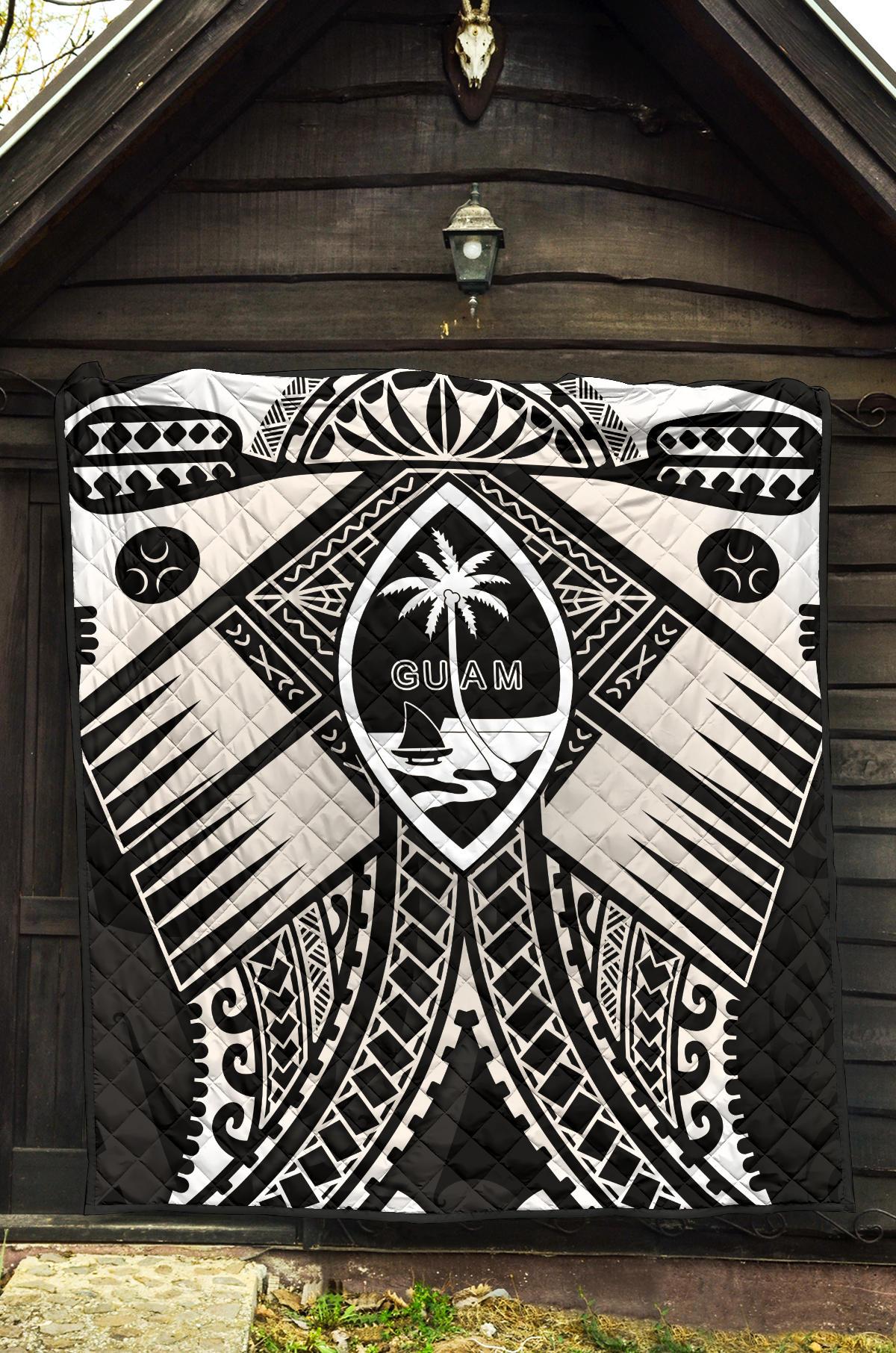 Guam Polynesian Premium Quilt - Guam White Seal with Polynesian Tattoo Ver 01 - Polynesian Pride