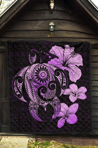 Hibiscus Plumeria Mix Polynesian Violet Turtle Premium Quilt - Polynesian Pride
