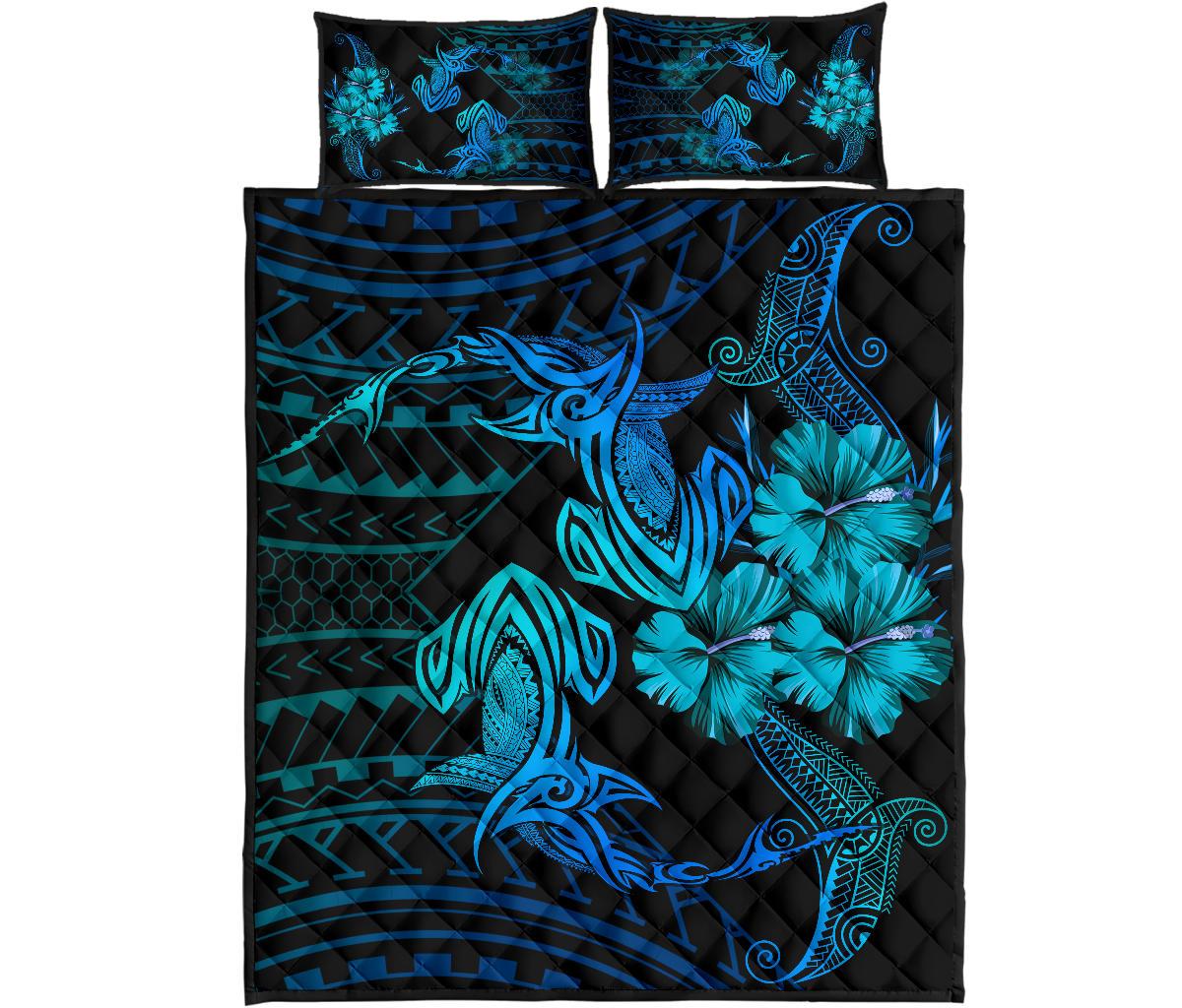 Hawaii Couple Shark Hibiscus Polynesian Quilt Bed Set - Blue - Mina Style - AH Blue - Polynesian Pride