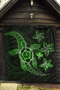 Kanaka Map Hibiscus Plumeria Turtle Art Green Polynesian Premium Quilt - Polynesian Pride