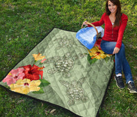 Hawaii Turtle Hibiscus Premium Quilt - Tink Style - Polynesian Pride