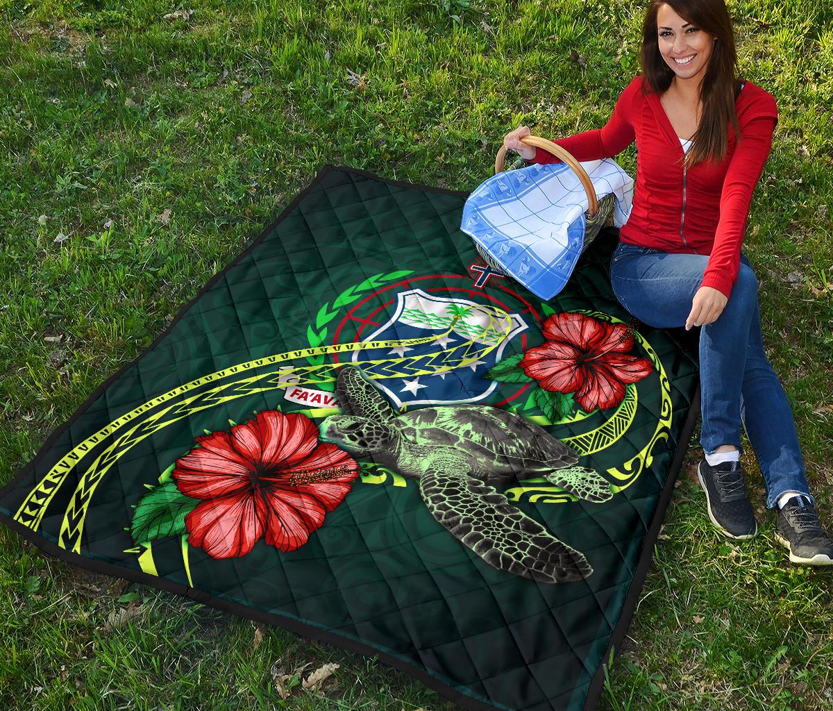 Samoa Polynesian Premium Quilt - Green Turtle Hibiscus - Polynesian Pride