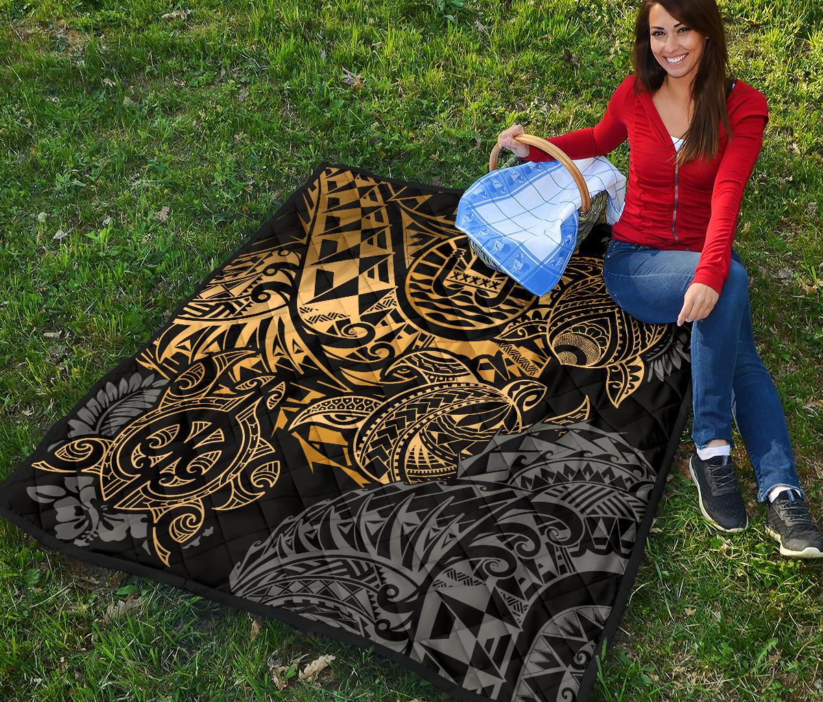 Tahiti Polynesian Premium Quilt - Gold Turtle HibiscusFlowing - Polynesian Pride