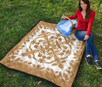 Hawaii Premium Quilt Royal Pattern - Gold And White - Polynesian Pride