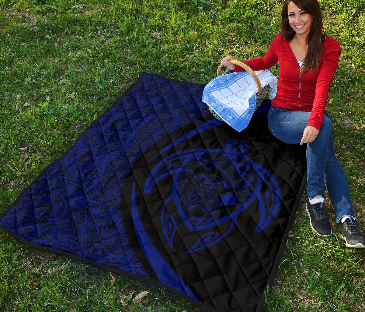 Hawaii Turtle Map Polynesian Premium Quilt - Blue - Circle Style - Polynesian Pride