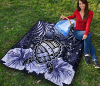 Hawaii Turtle Hibiscus Blue Premium Quilt - Hac Style - AH - Polynesian Pride