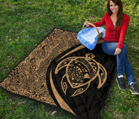 Hawaii Turtle Map Polynesian Premium Quilt - Gold - Circle Style - Polynesian Pride