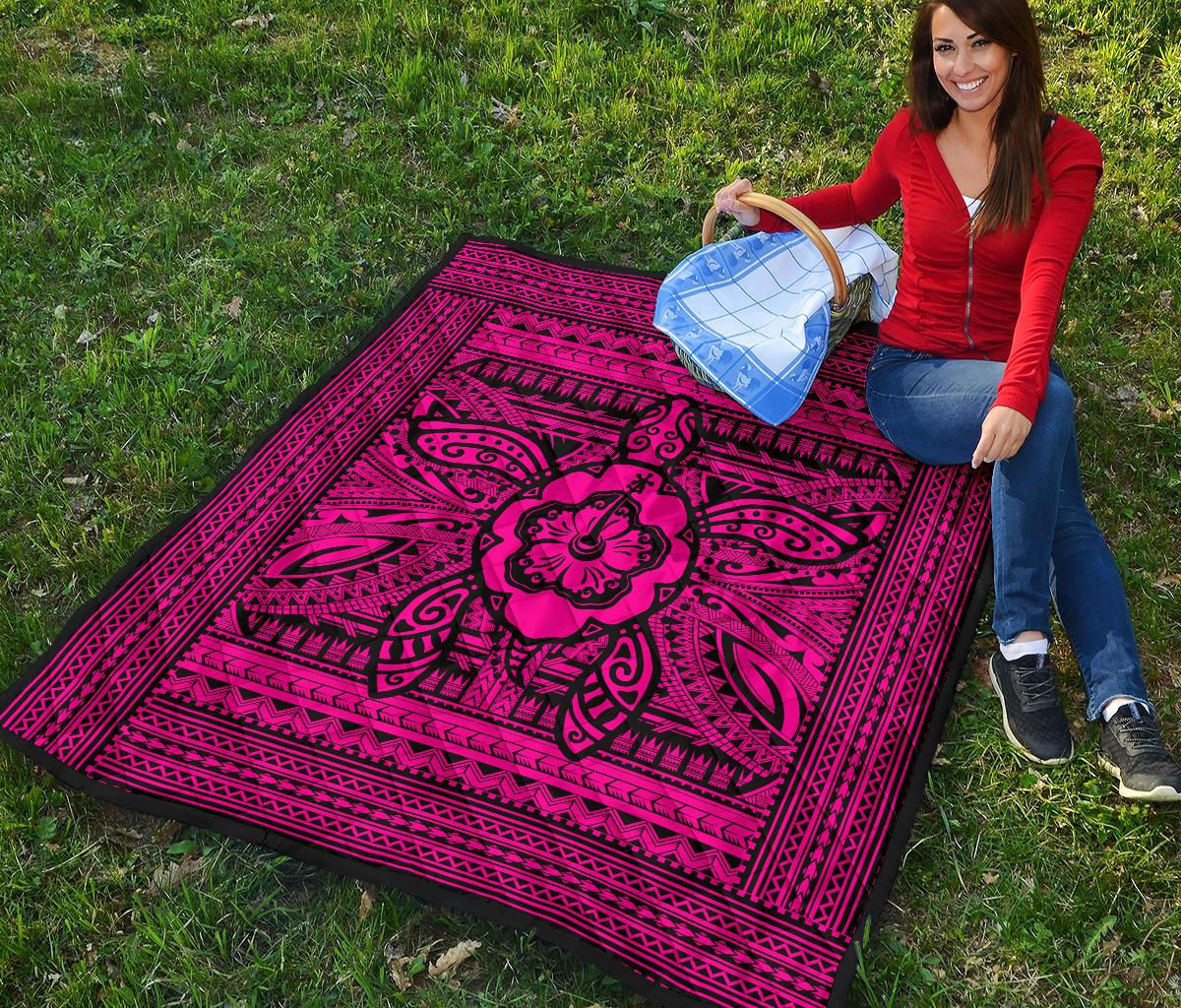 Hawaii Polyensian Turtle Premium Quilt Pink - Polynesian Pride