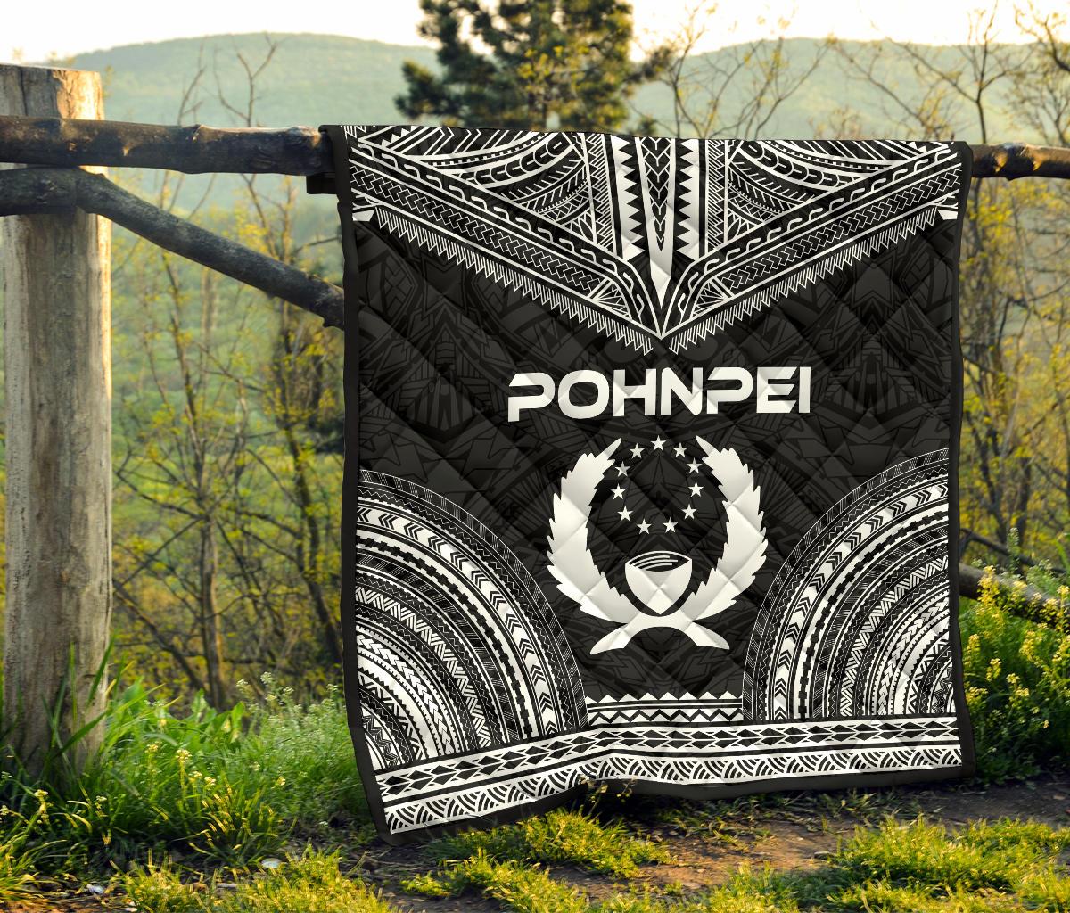 Pohnpei Premium Quilt - Pohnpie Flag Polynesian Chief Black Version - Polynesian Pride