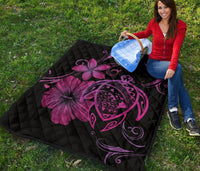 Hawaii Turtle Hibiscus Premium Quilt Pink - Polynesian Pride