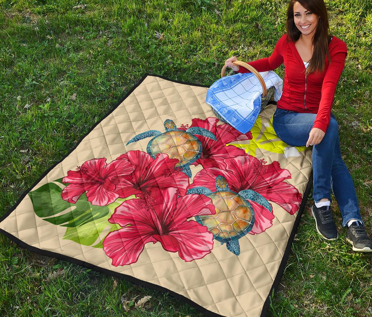 Hawaii Turtle Hibiscus Beige Simple Style - Premium Quilt AH - Polynesian Pride
