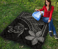 Hawaii Quilt - Hawaii Turtle Plumeria Quilt Grey - Polynesian Pride