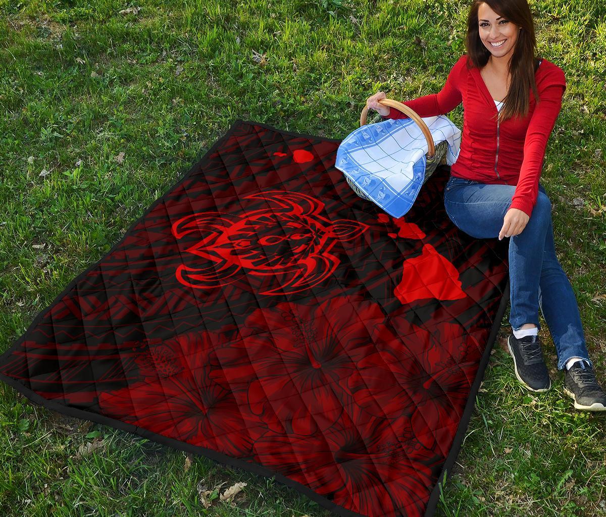 Hawaii Sea Turtle Is Swimming Toward Premium Quilt Red - Polynesian Pride