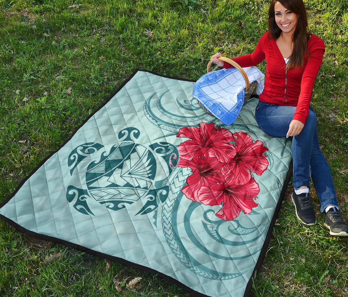 Hawaii Polynesian Turtle Hibiscus Blue Premium Quilt - Bless Style - Polynesian Pride