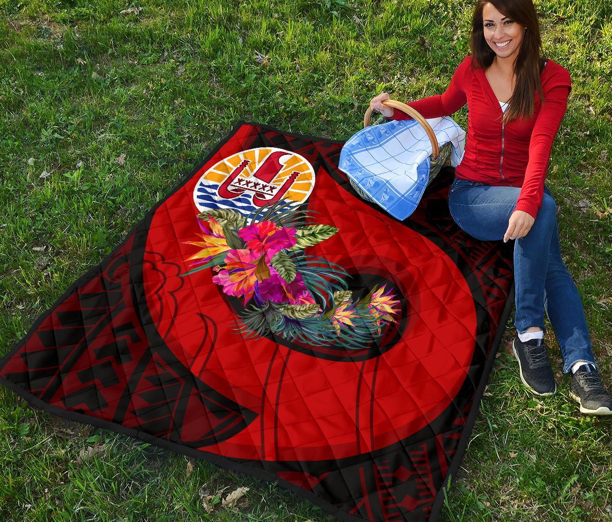 Tahiti Premium Quilt - Polynesian Hook And Hibiscus (Red) - Polynesian Pride