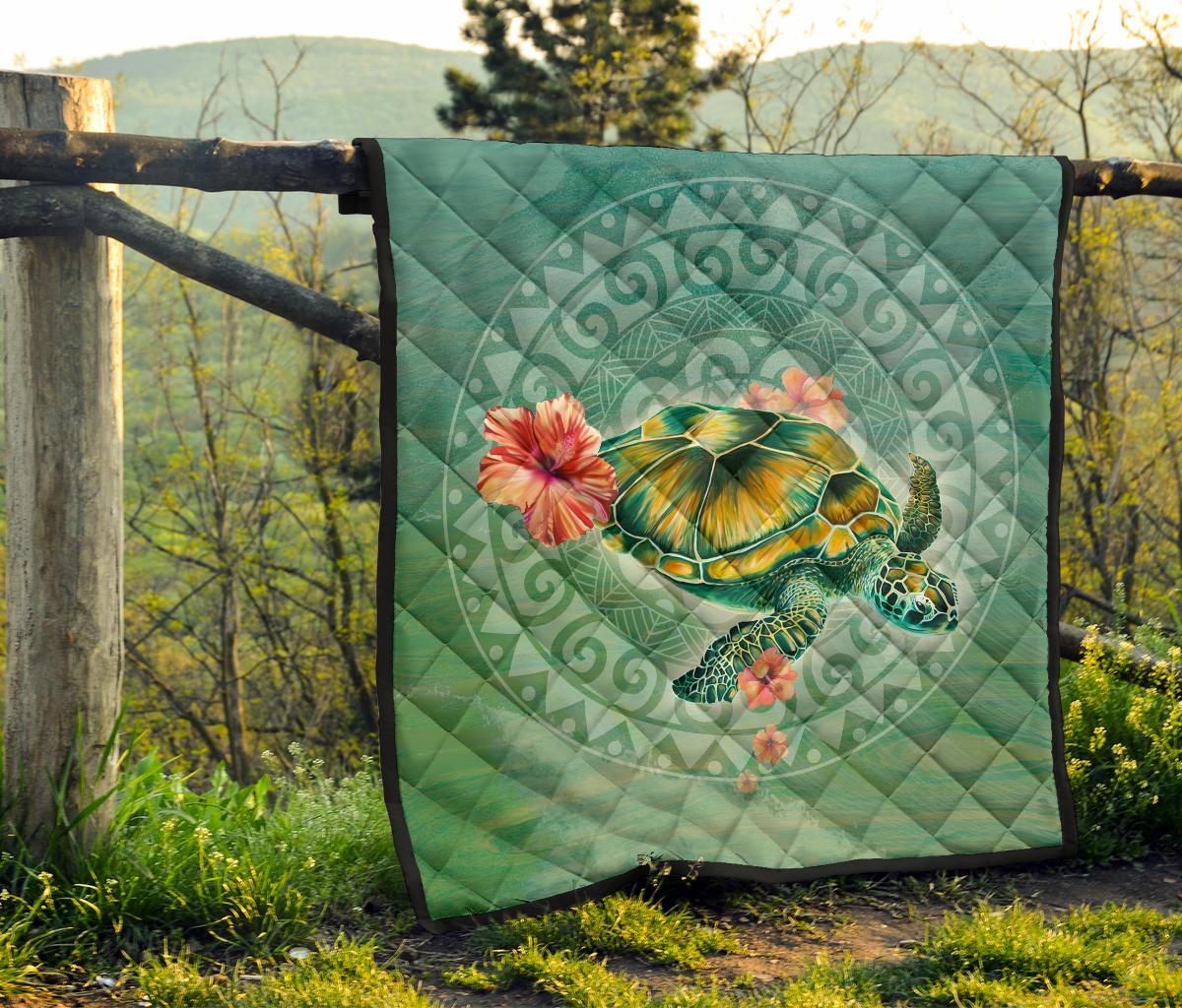 Circle Turtle Premium Quilt - Polynesian Pride