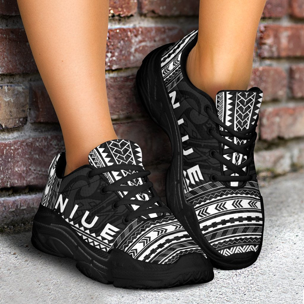 Niue Chunky Sneakers - Polynesian Chief Black Version - Polynesian Pride