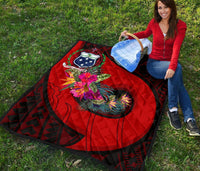 Samoa Premium Quilt - Polynesian Hook And Hibiscus (Red) - Polynesian Pride