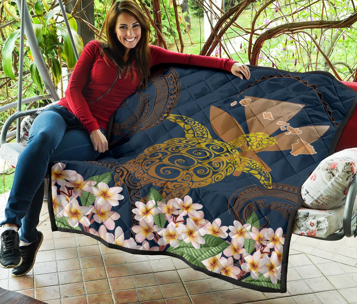 Hawaii Turtle Plumeria Polynesian Kanaka Map - Blue Style - Premium Quilt AH - Polynesian Pride