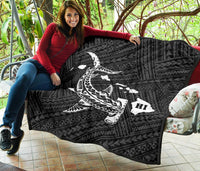 Hawaii Shark White Polynesian Premium Quilt - Polynesian Pride