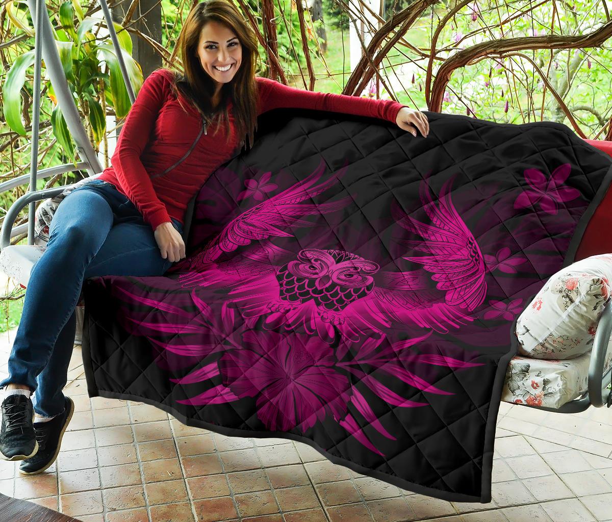 Hawaii Owl Hibiscus Plumeria Premium Quilt - Pink - Polynesian Pride