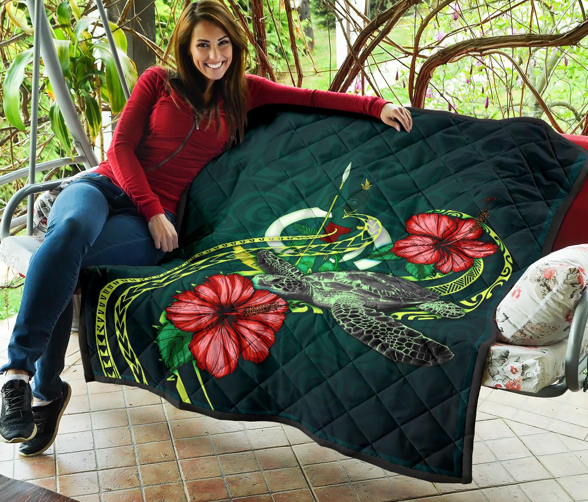 Vanuatu Polynesian Premium Quilt - Green Turtle Hibiscus - Polynesian Pride