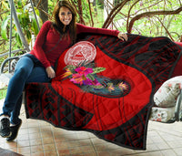 American Samoa Premium Quilt - Polynesian Hook And Hibiscus (Red) - Polynesian Pride