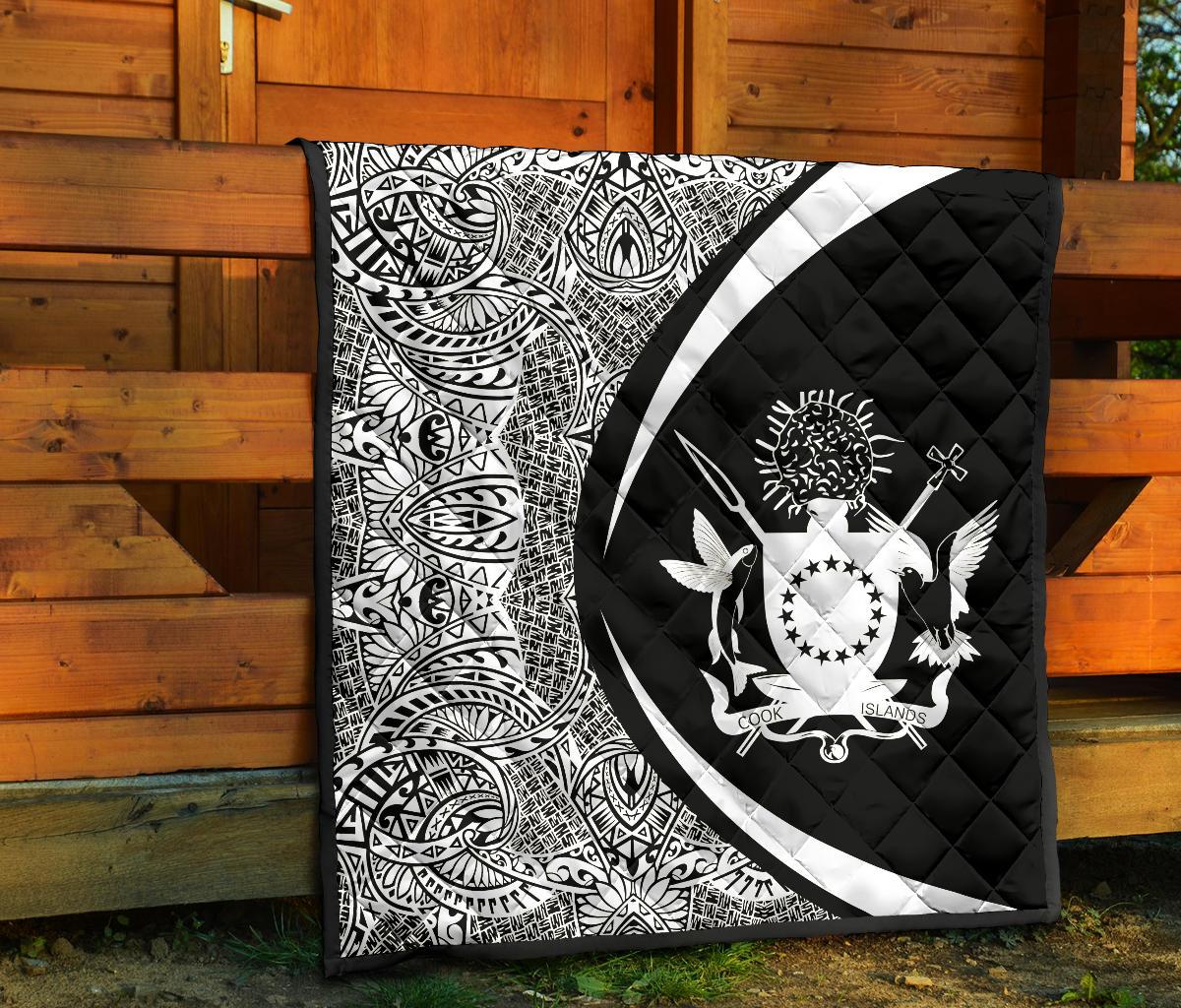 Cook Islands Coat Of Arms Polynesian Premium Quilt - Circle Style - 01 - Polynesian Pride