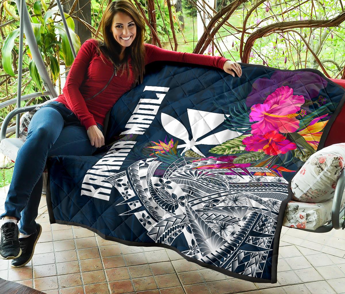 Hawaii Premium Quilt - Polynesian Hibiscus with Summer Vibes - Polynesian Pride