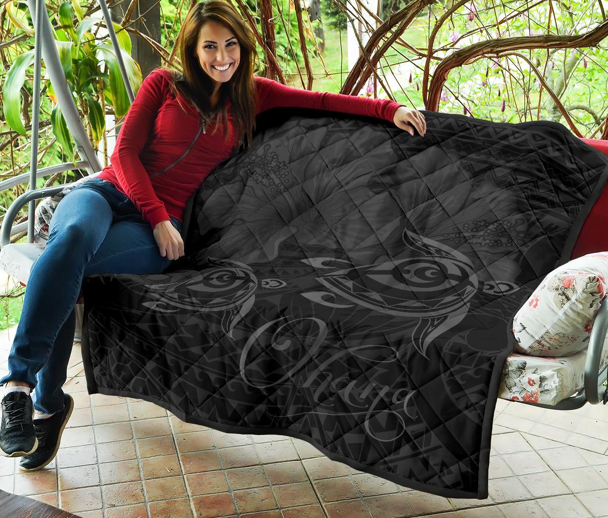 Hawaii Turtle Ohana Hibiscus Poly Premium Quilt Gray - Polynesian Pride