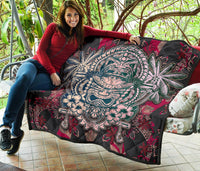 Hawaii Polynesian Premium Quilt - Hawaiian Tiki Face - Polynesian Pride