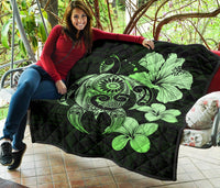 Hibiscus Plumeria Mix Polynesian Green Turtle Premium Quilt - Polynesian Pride