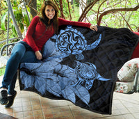Hawaii Turtle Premium Quilt Polynesian Hibiscus Art Blue AH - Polynesian Pride