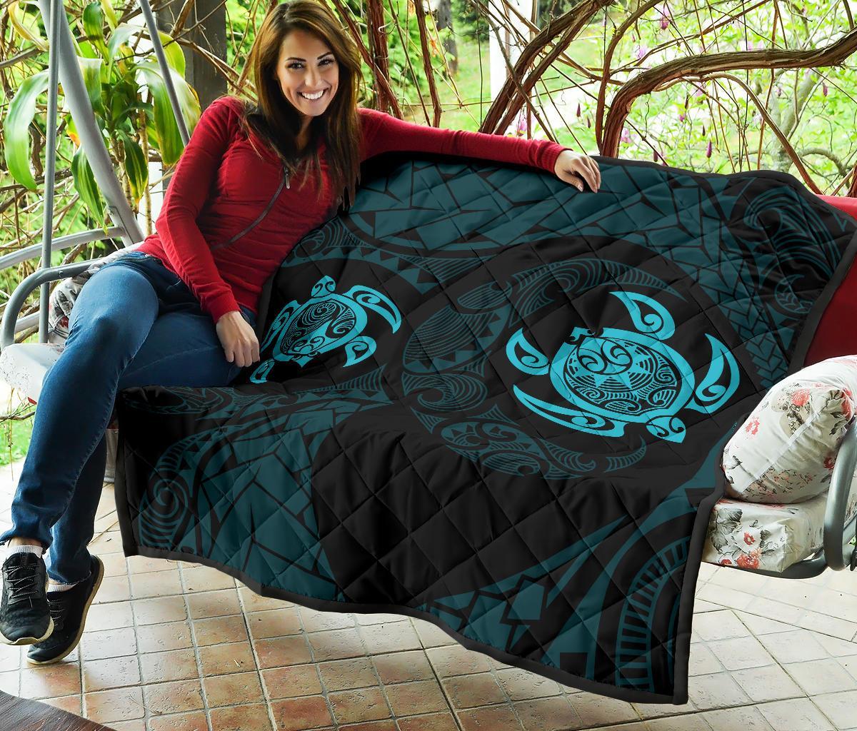 Hawaii Polynesian Turtle Premium Quilt Blue - Polynesian Pride