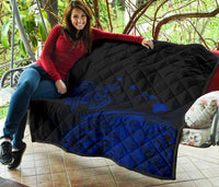 Hawaii Map Plumeria Polynesian Blue Premium Quilt - Polynesian Pride