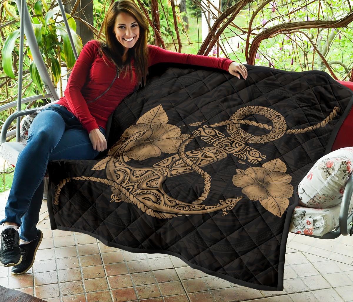 Anchor Gold Poly Tribal Premium Quilt - Polynesian Pride