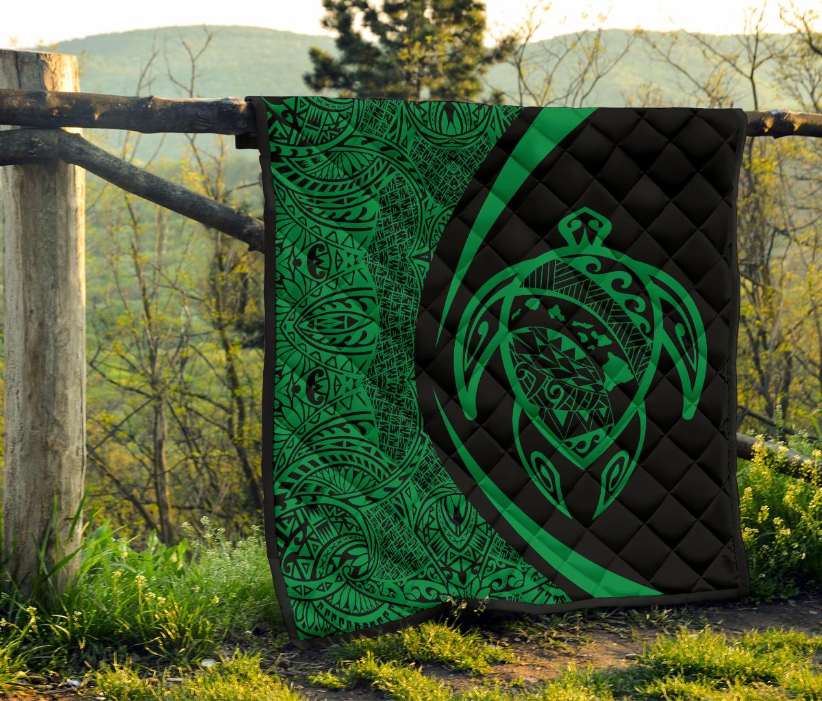 Hawaii Turtle Map Polynesian Premium Quilt - Green - Circle Style - Polynesian Pride