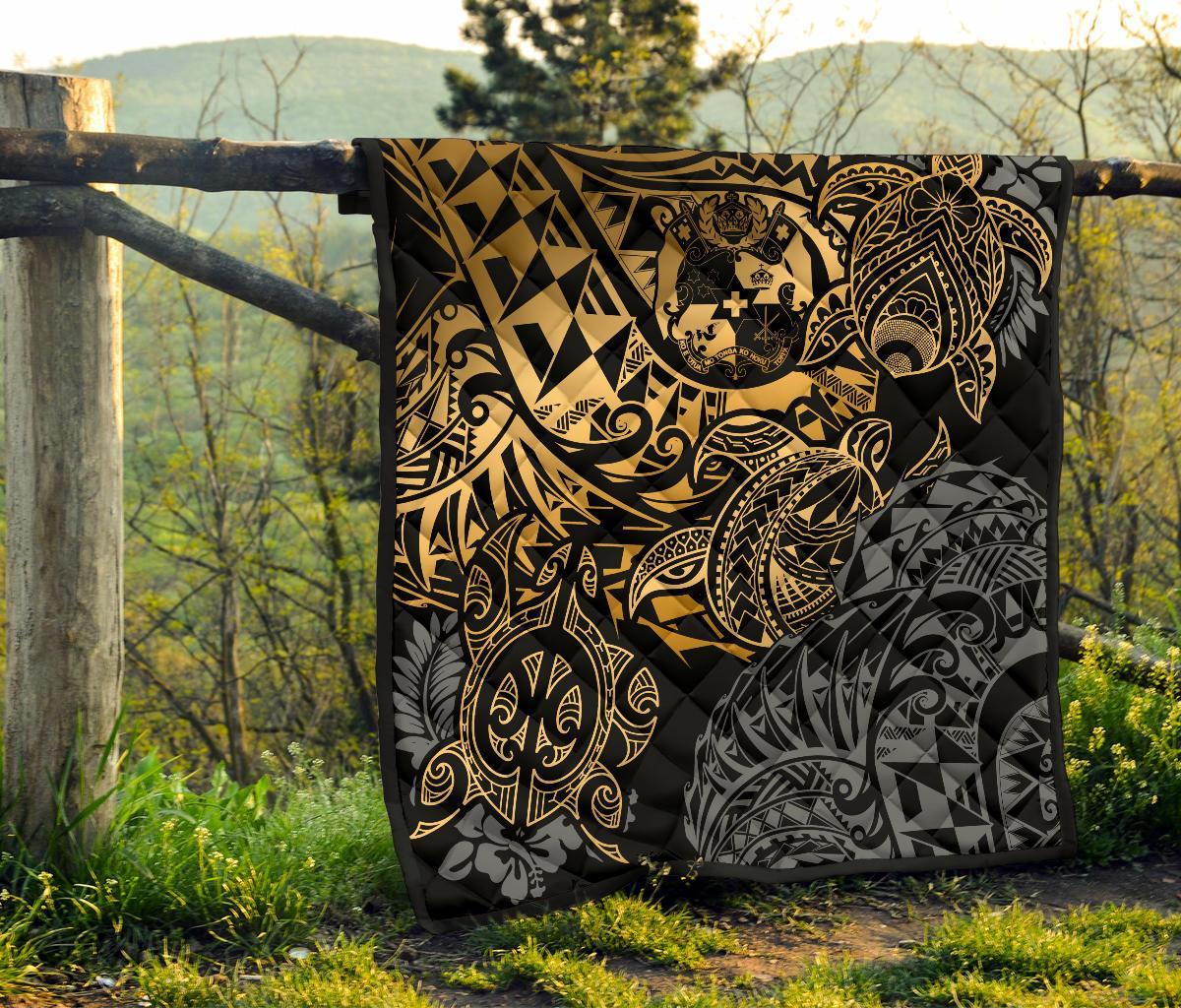 Tonga Polynesian Premium Quilt - Gold Turtle Flowing - Polynesian Pride