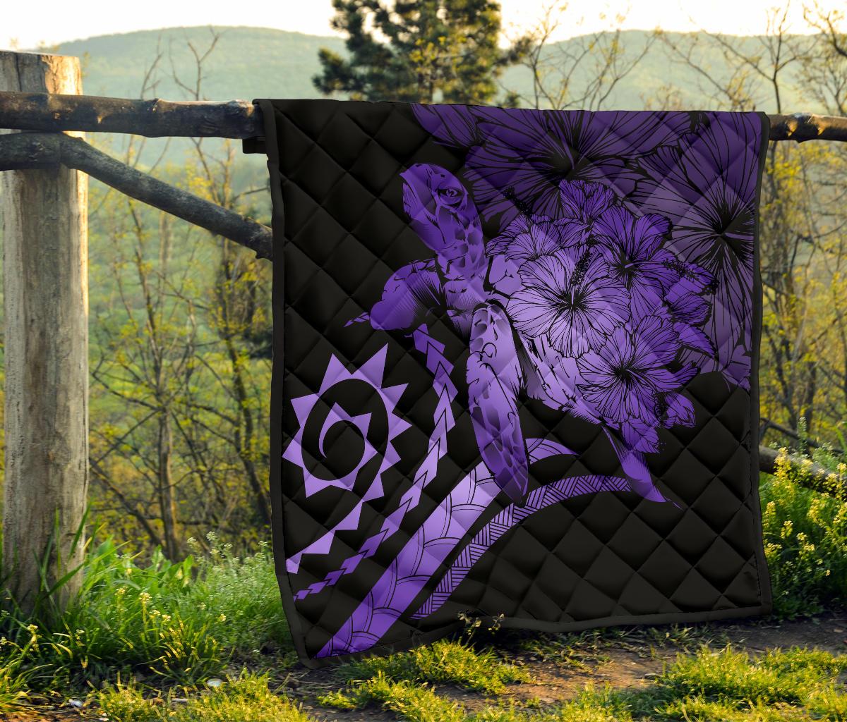Hawaii Turtle Hibiscus Polynesian Vintage Premium Quilt - Purple - Polynesian Pride